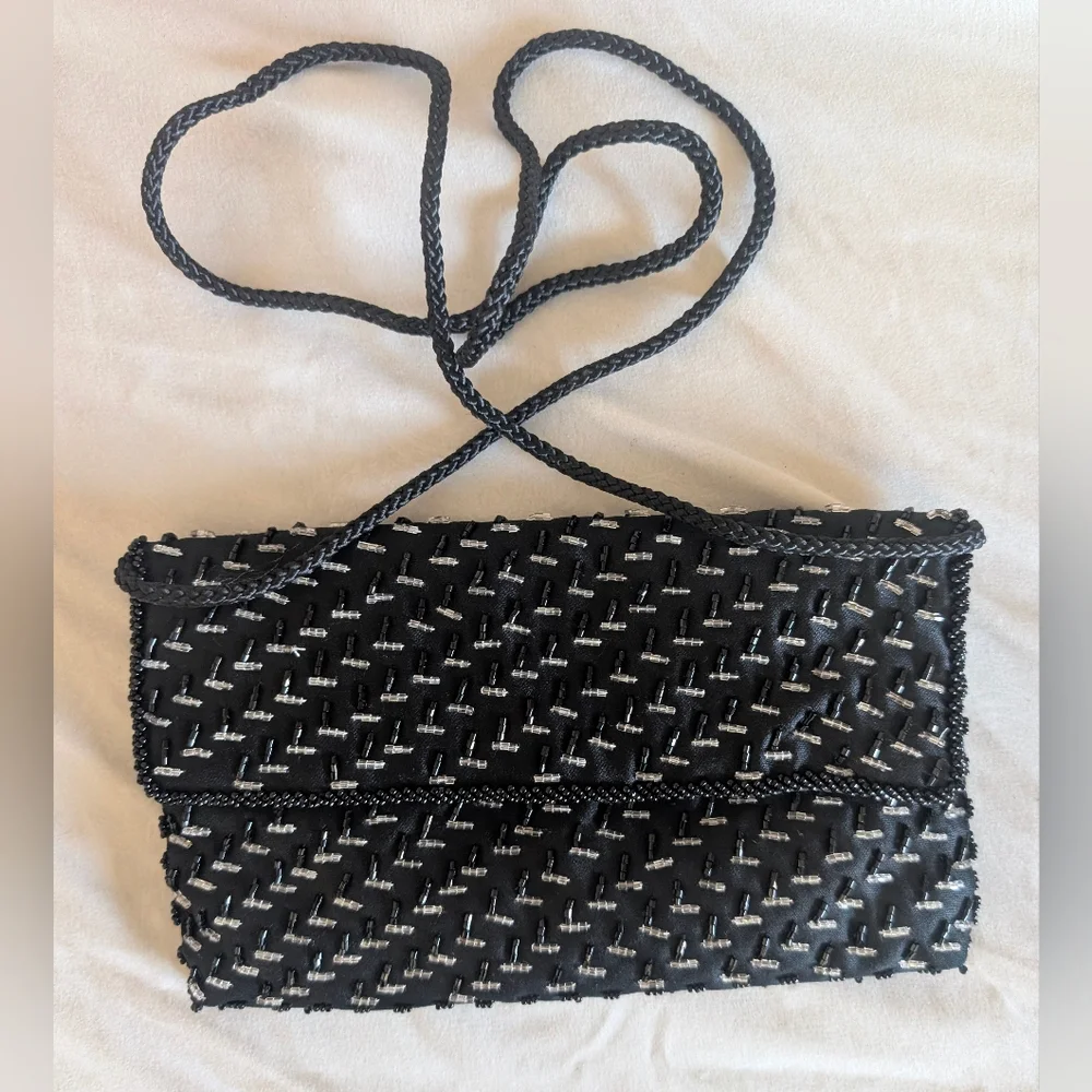 Bundle of 3 Vintage Small Purses & 1 Clutch